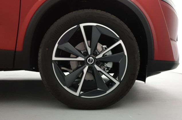 Nissan Qashqai - XEY - czerwony + czarny dach - Nissan Odyssey