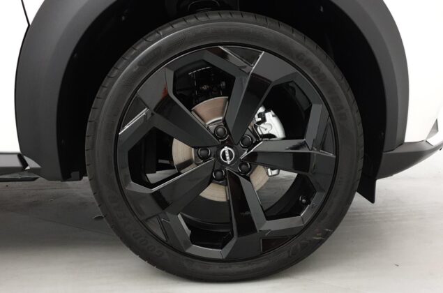Nissan Juke - XDF - biała perła + czarny dach - Nissan Odyssey