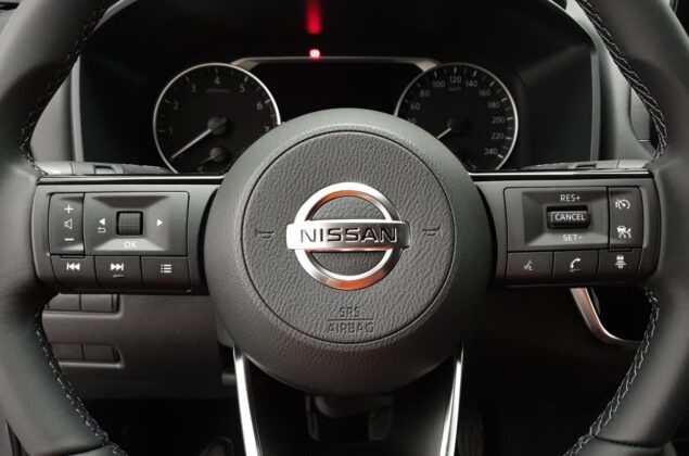 Nissan Qashqai - KBY - szary ceramiczny - Nissan Odyssey