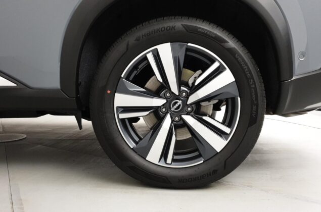 Nowy Nissan X-Trail - XEX - Szary ceramiczny + czarny dach - Nissan Odyssey